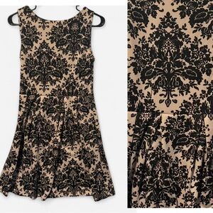 Charming Charlie Black Cream Damask Fit Flare Dress S